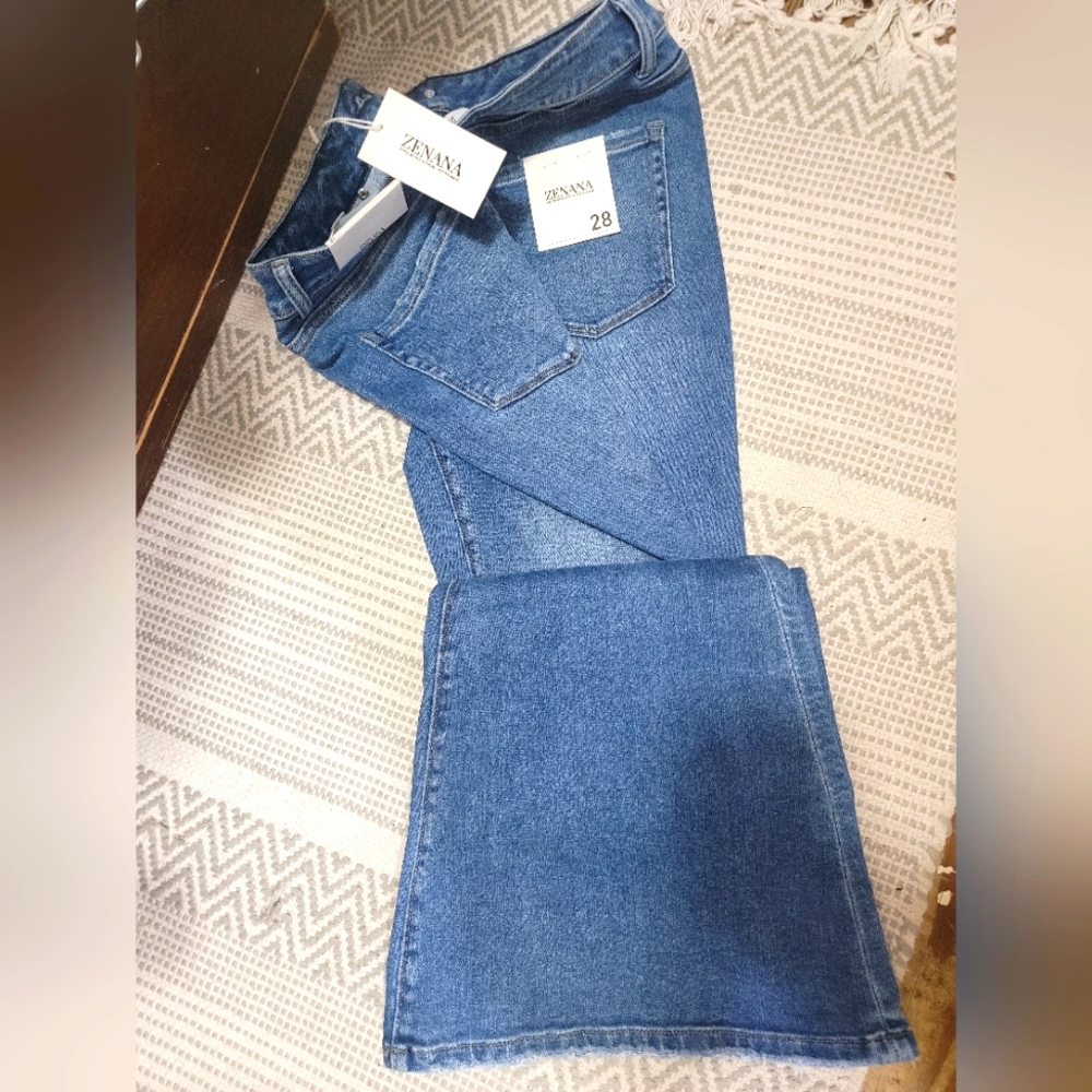 Zenana bell Bottoms size 28
